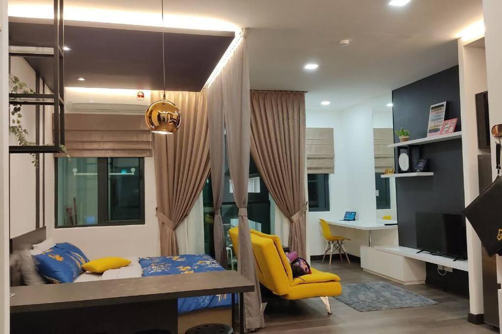 Hidayah Homestay Near Ukm And Ktm Station With High Speed Wifi - Pool & River View Бангі Екстер'єр фото